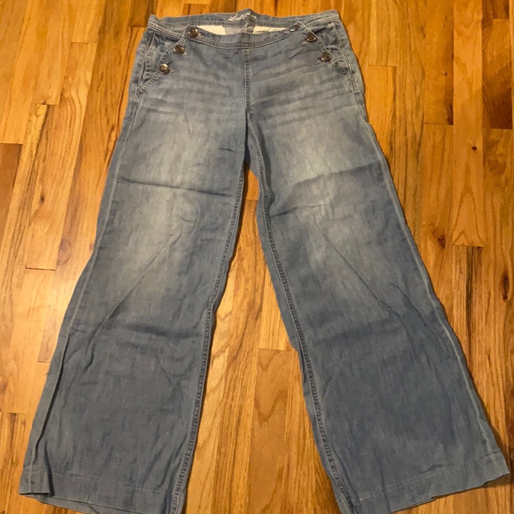 Wide leg comfy jeans